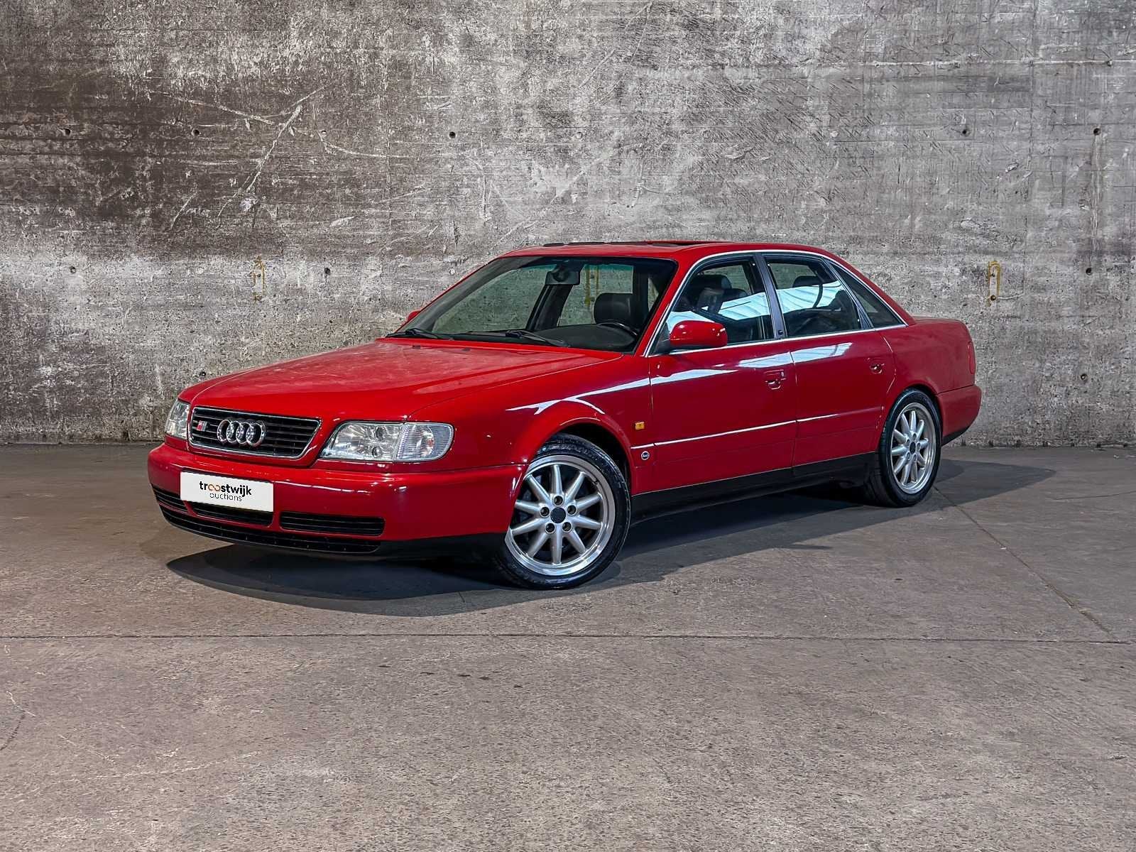 Audi S6 Limousine 4.2 V8 quattro C4 290pk 1996, 94-PGP-6, Auto's, 4172 cc, Gebruikt, 8 cilinders, Bedrijf