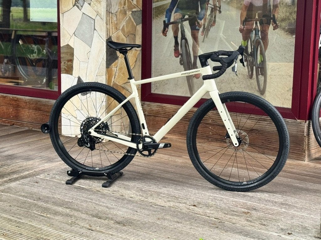 Megamo West 05 Jade Beige L 2026, Overige merken, -, - 0
-, NL, Nieuw