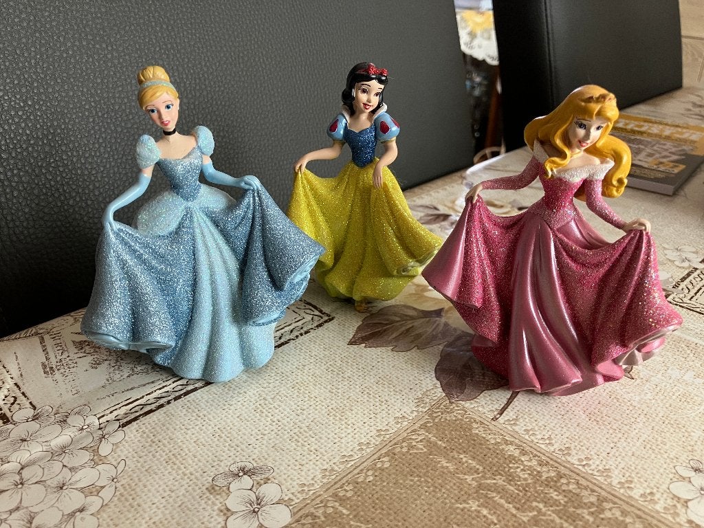 Set 3 prinsessen beeldjes - Disneyland Aurora Cinderella, Verzamelen, Disney, Ophalen of Verzenden, Sneeuwwitje of Doornroosje