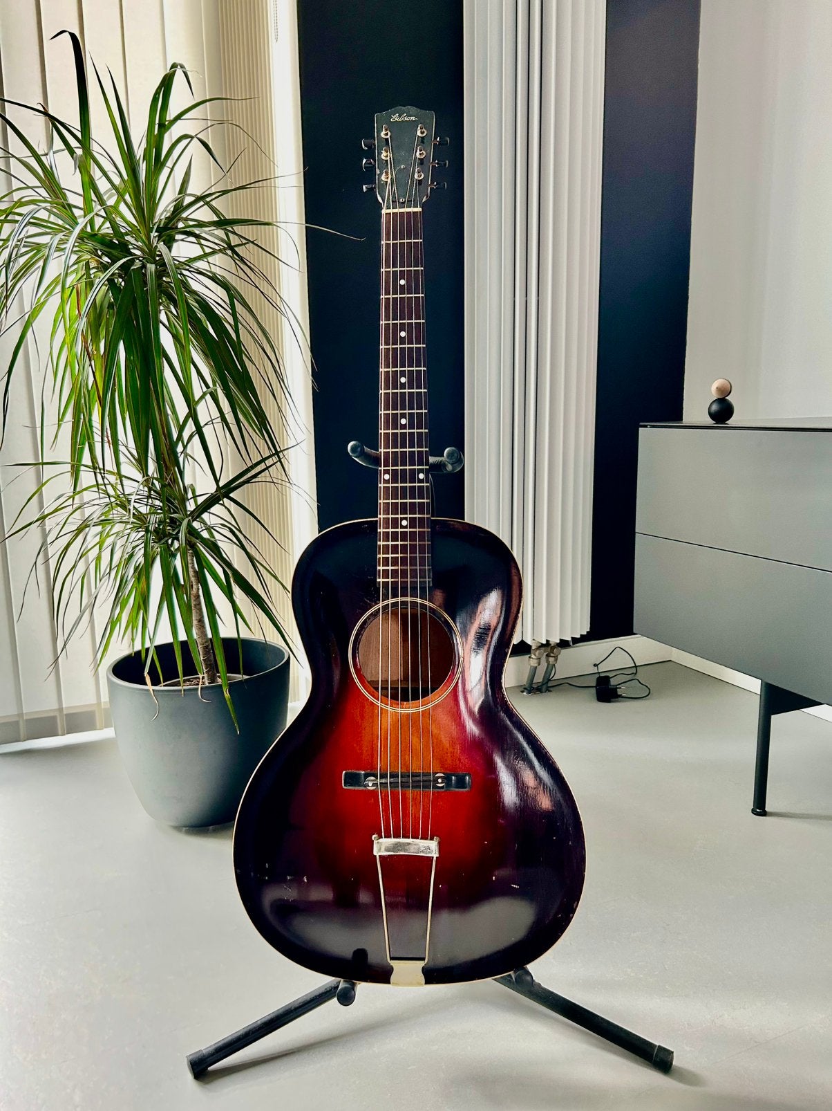 1934 Gibson L50 Round hole Archtop, Muziek en Instrumenten, Ophalen, Gebruikt, Western- of Steelstringgitaar, Met koffer