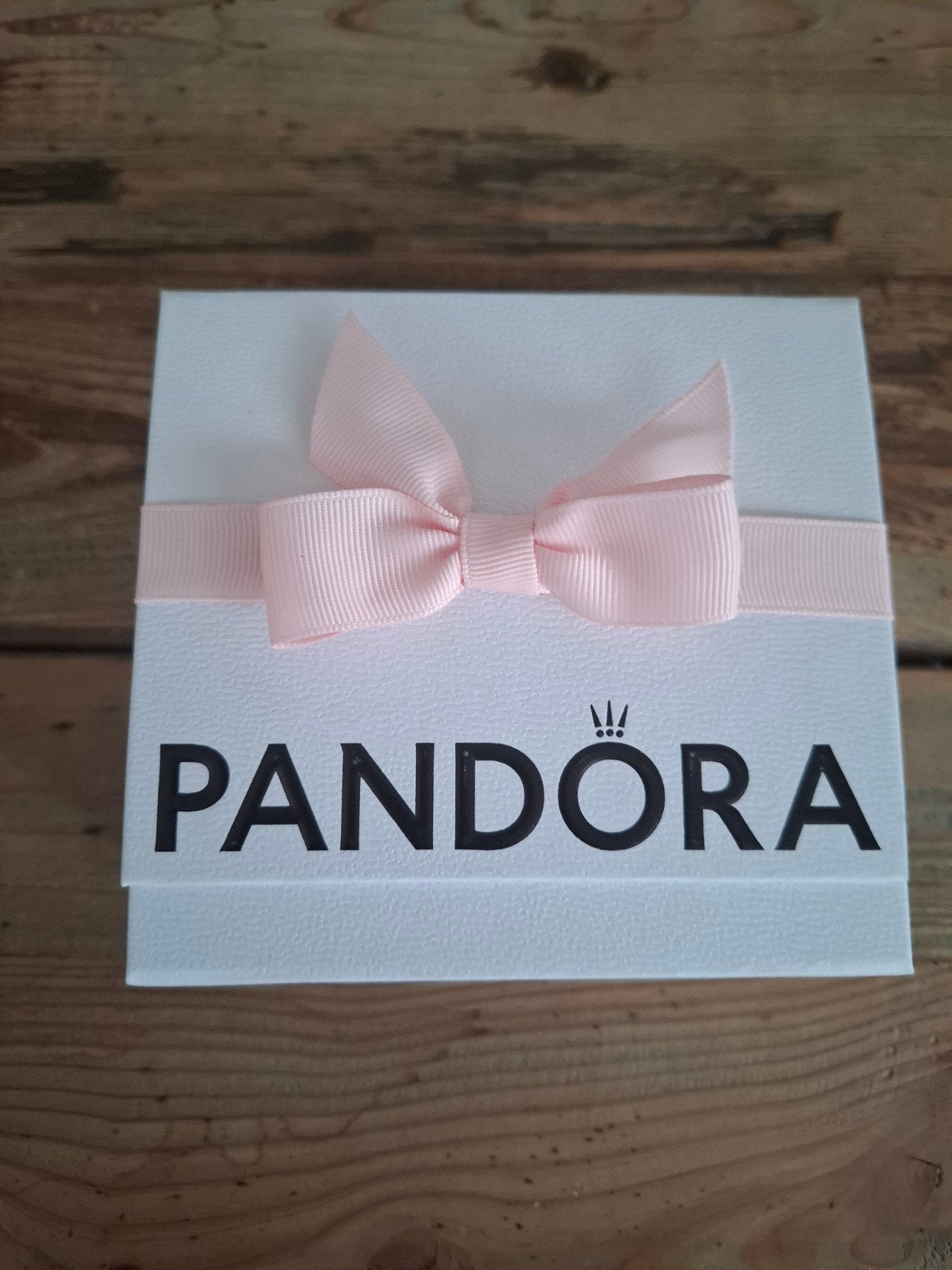 nieuwe Pandora armband met bedels, Met bedels of kralen, Zwart, Leer, Ophalen of Verzenden