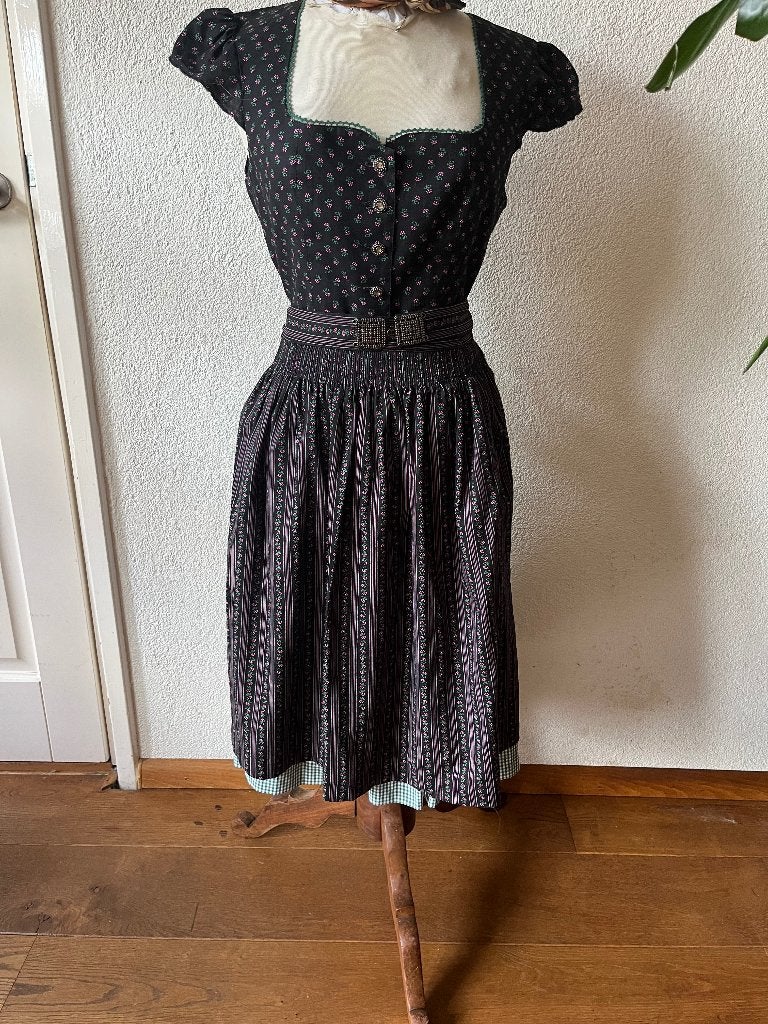 Vintage Dirndl met originele schort Stroiber maat 38 nr, Maat 38/40 (M), Stroiber, Ophalen of Verzenden, Overige thema's