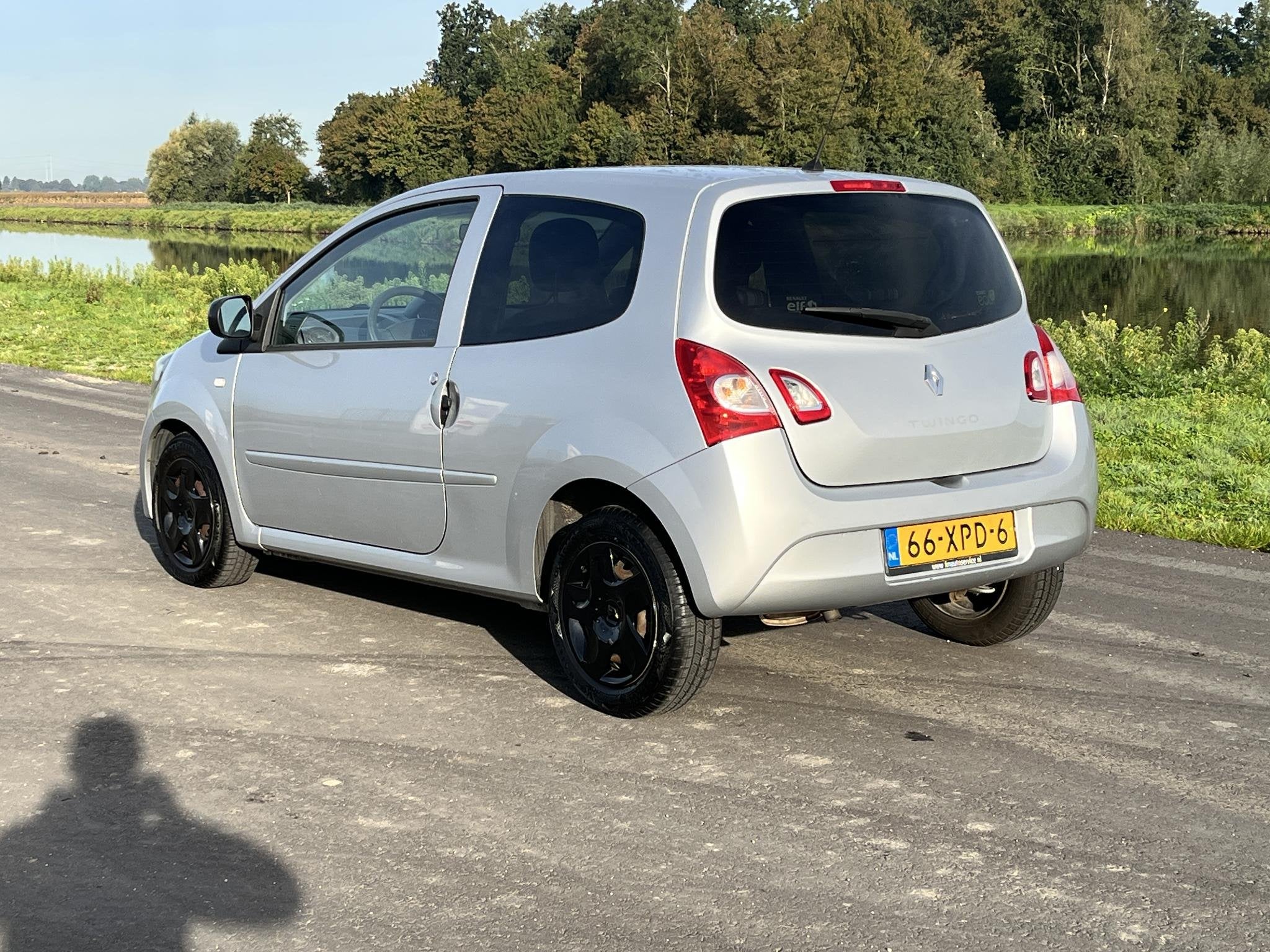 Renault Twingo 1.2 16V Collection Airco, cruise, radio, Voorwielaandrijving, Gebruikt, 4 cilinders, Origineel Nederlands