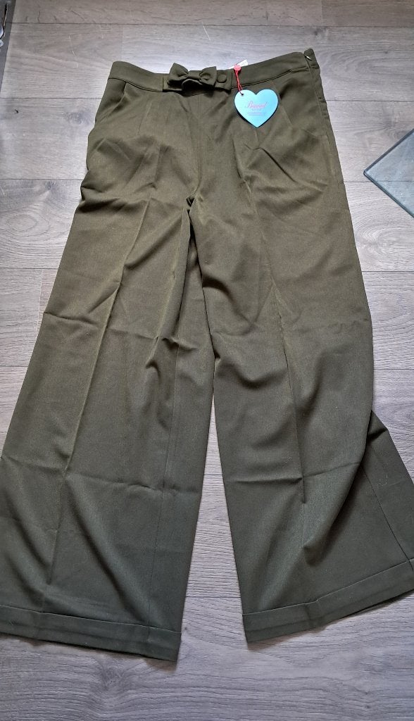 Nieuwe wijde broek met strikdetail - Diverse kleuren, Maat 42/44 (L), Nieuw, Banned Retro, Lang