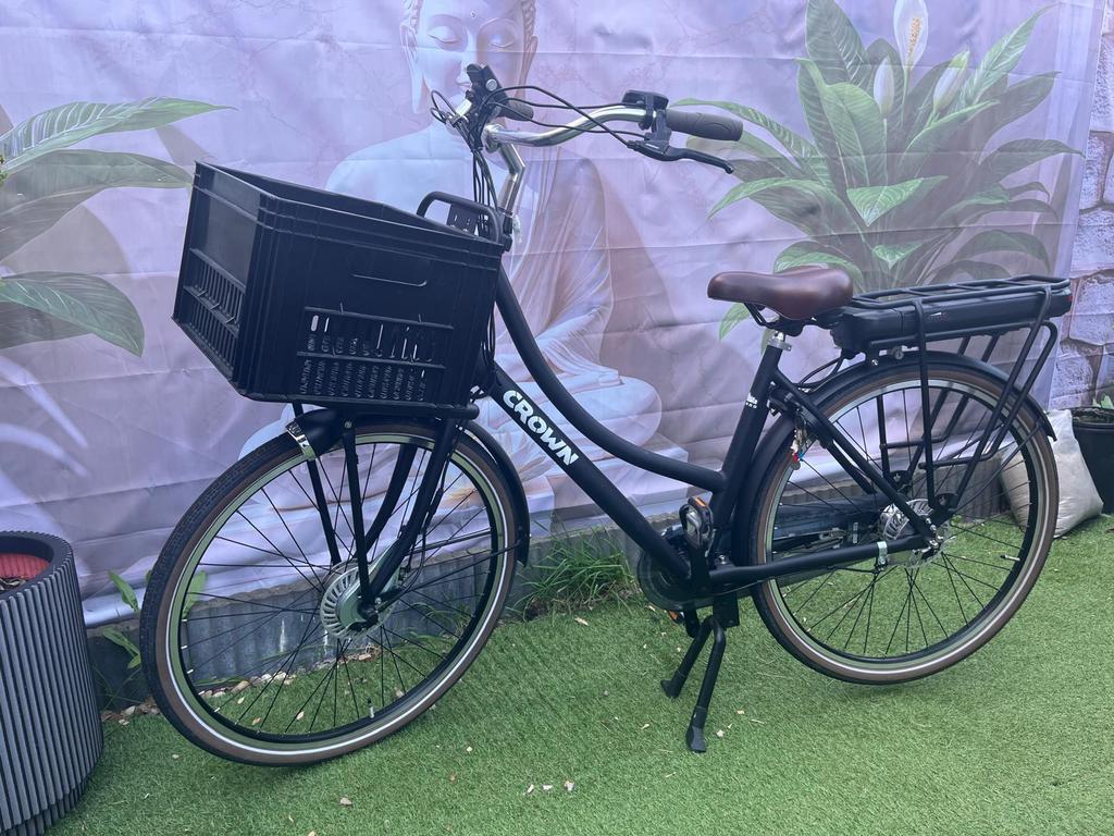 Crown Milano E-bike in zeer goede staat, Fietsen en Brommers, Elektrische fietsen, 51 tot 55 cm, Ophalen, Zo goed als nieuw, Overige merken