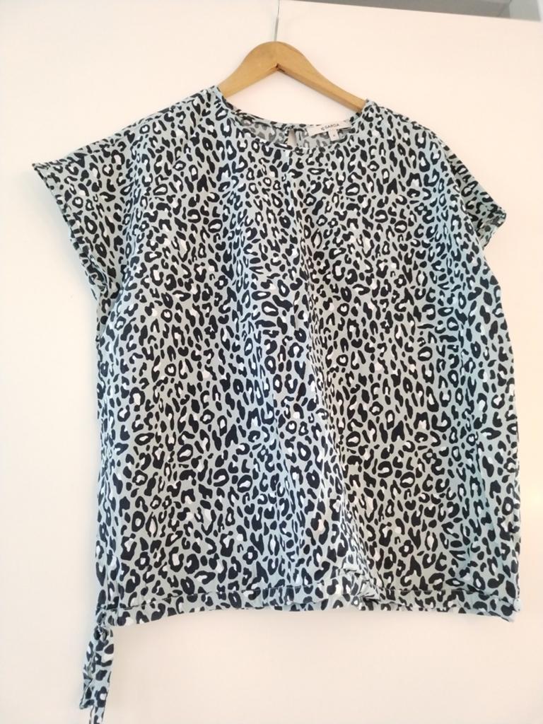 Garcia Top met Luipaardprint - Maat M, Kleding | Dames, T-shirts, Maat 38/40 (M), Ophalen of Verzenden, Zo goed als nieuw, Korte mouw