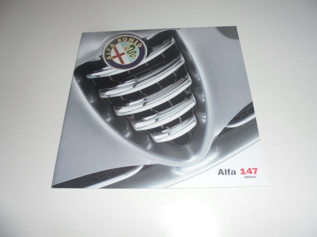 brochure Alfa 147 vijfdeurs modellen 2001, Ophalen of Verzenden, Zo goed als nieuw, Alfa Romeo