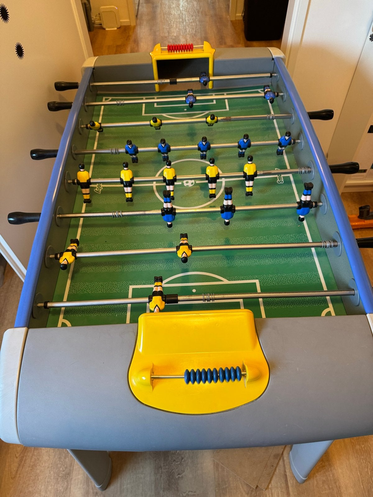 Smoby voetbaltafel - Urenlang speelplezier!, Kinderen en Baby's, Speelgoed | Voetbaltafels, Ophalen of Verzenden, Gebruikt