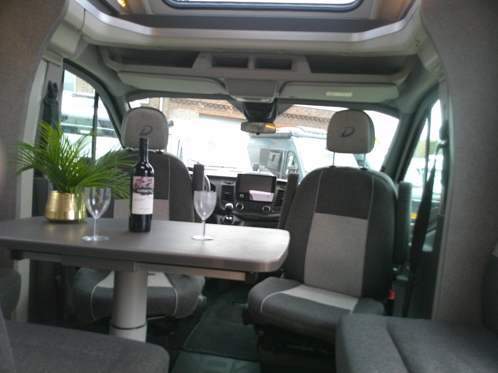 Dethleffs Just 90 T t 6815, Caravans en Kamperen, Ringverwarming, Ford, 6 tot 7 meter, Bedrijf