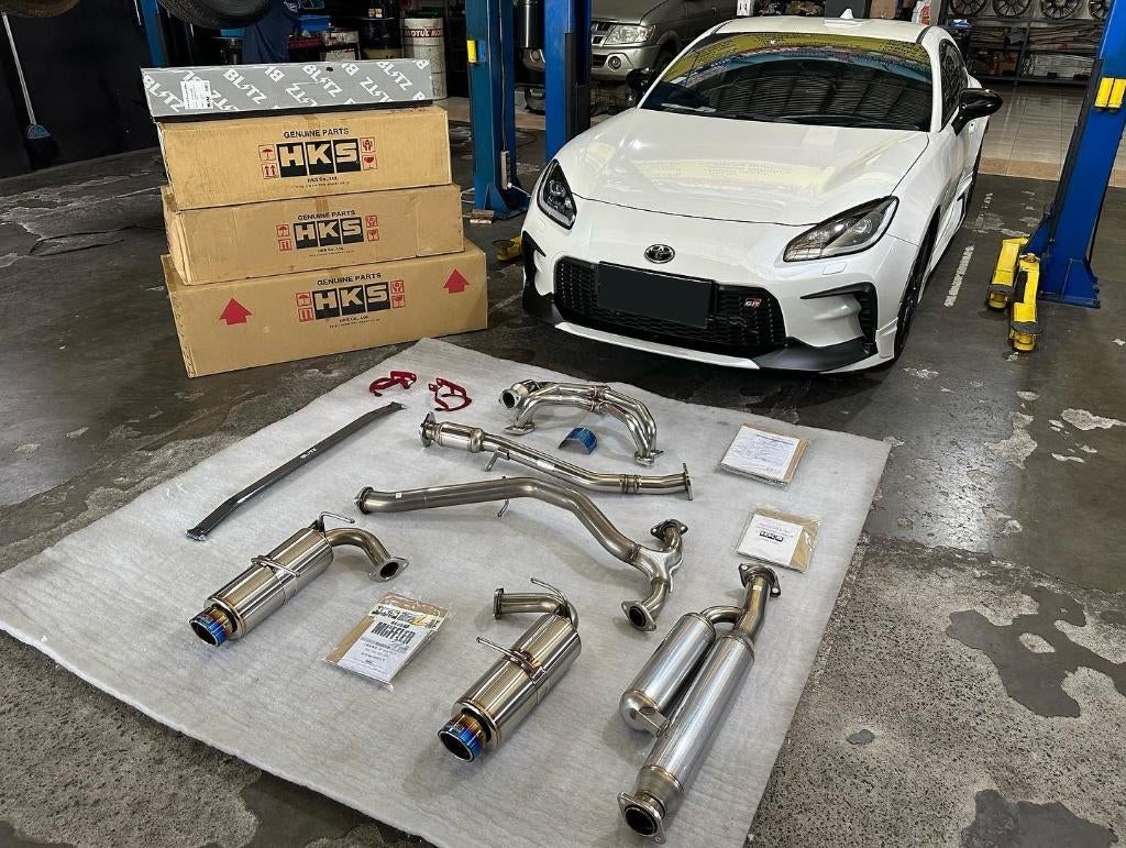 HKS Spec-L II uitlaatsysteem spruitstuk frontpipe - GR86 21+, Auto diversen, Tuning en Styling, Ophalen of Verzenden