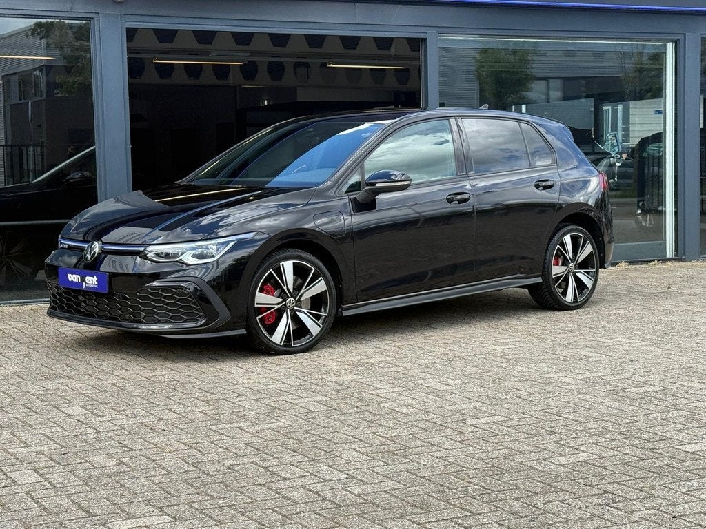 Volkswagen Golf 1.4 eHybrid GTE Volkswagen Golf 1.4 GTE | go, Automaat, Gebruikt, 150 pk, 1527 kg