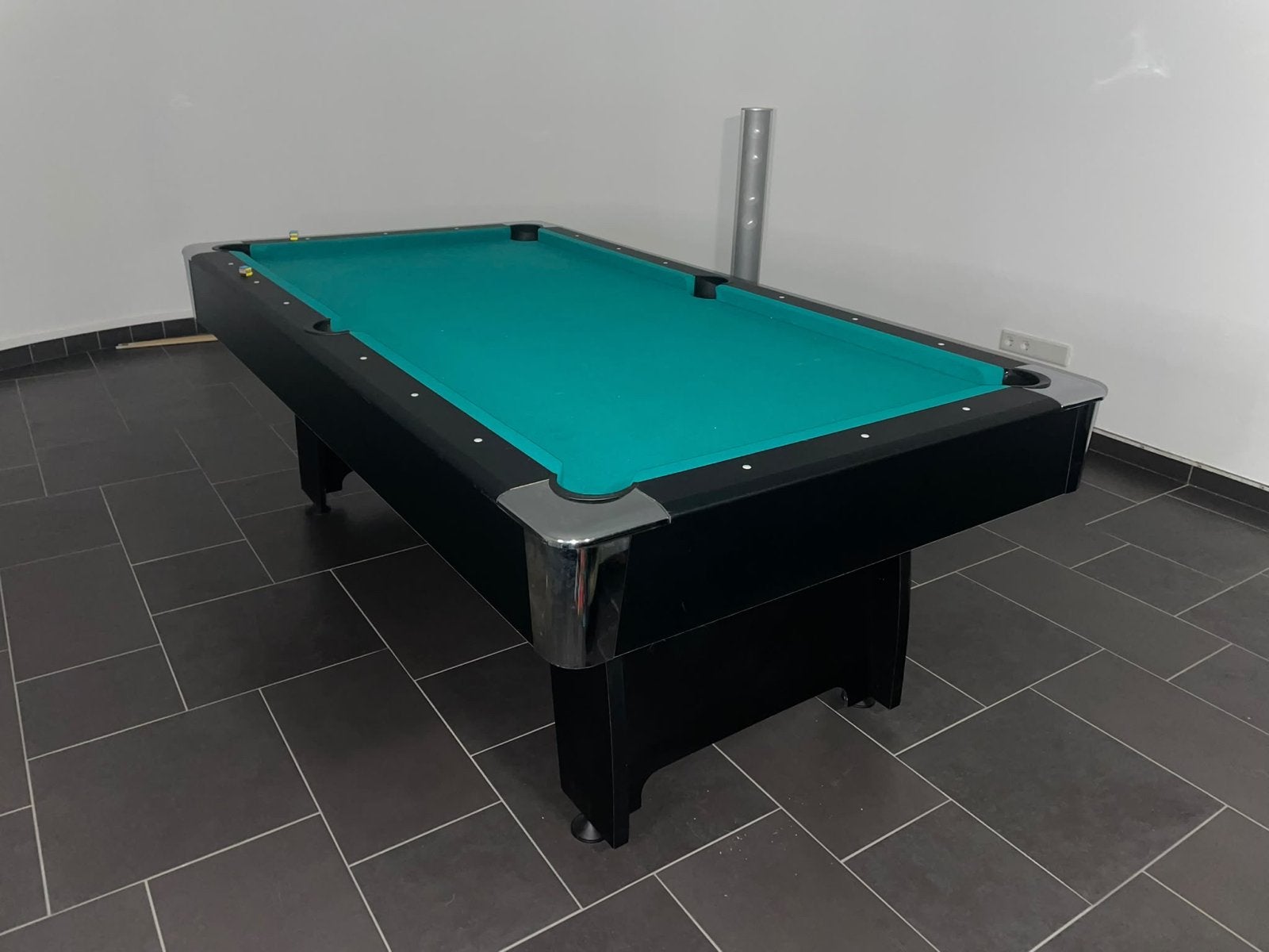 Zwarte pooltafel met accessoires, Ophalen, Gebruikt, Pooltafel