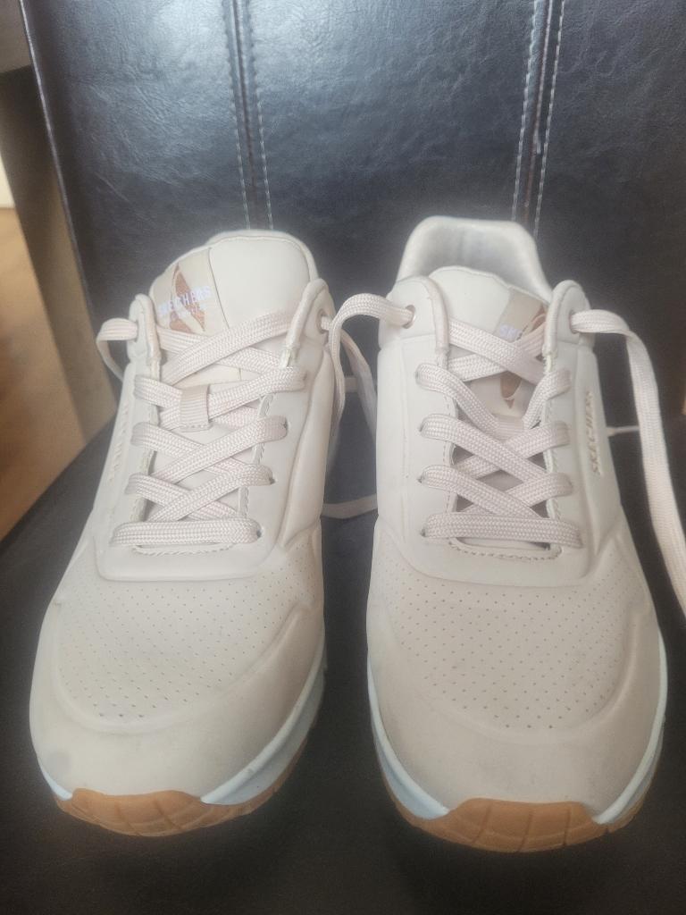 skechers oud roze, Kleding | Dames, Schoenen, Skechers, Ophalen of Verzenden, Roze, Sneakers of Gympen