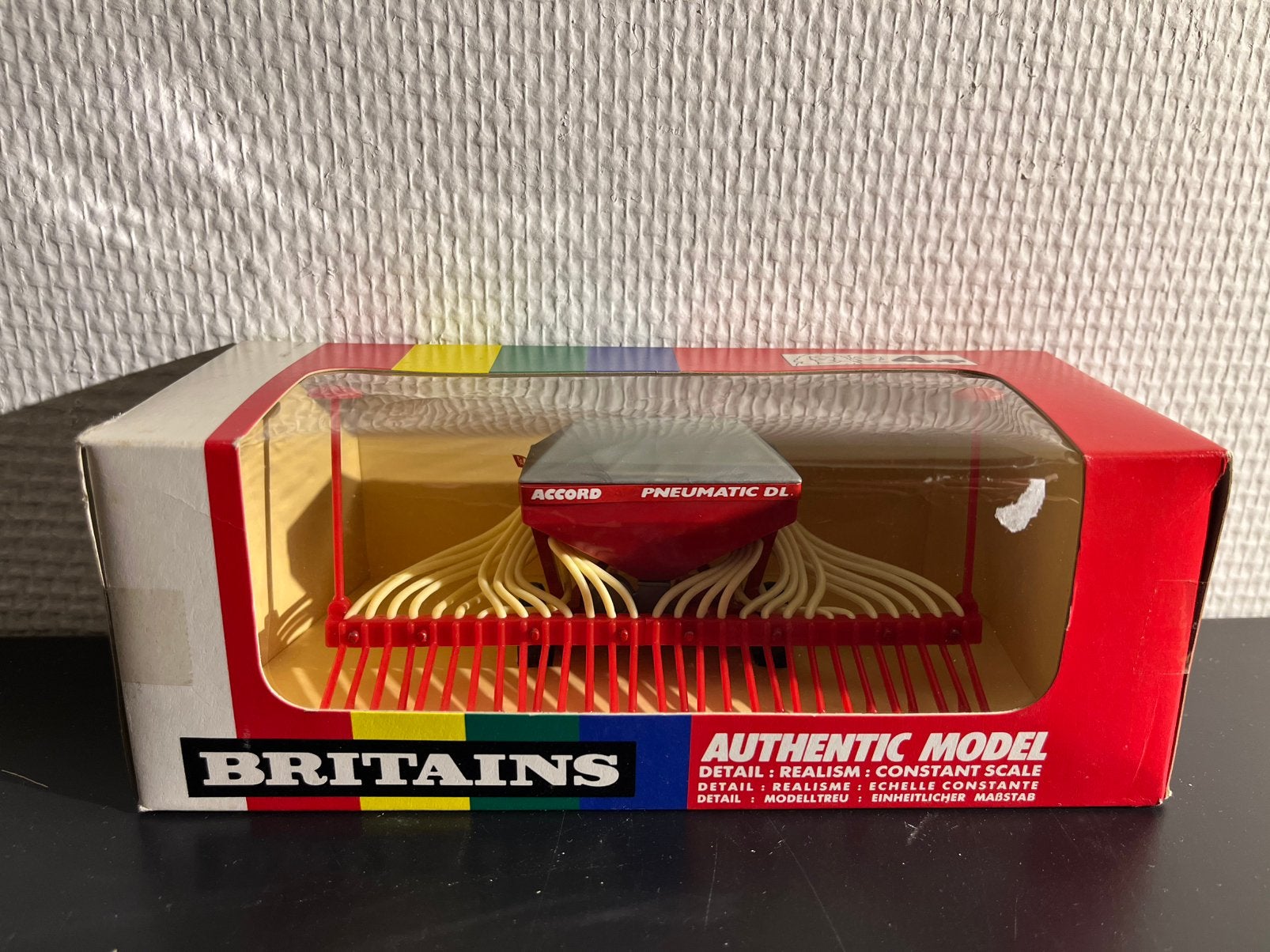 Britains 1:32, Ophalen of Verzenden, Zo goed als nieuw, Tractor of Landbouw, Britains