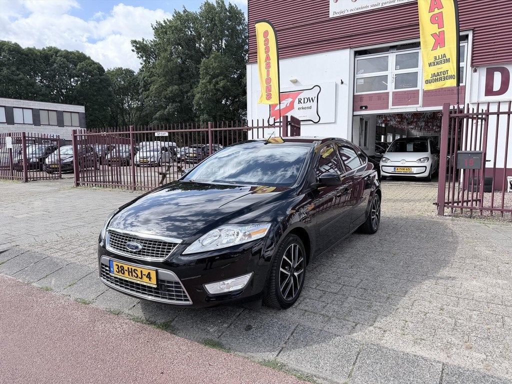 Ford Mondeo 2.0 16V 107KW FLEXIFUEL 5D Titanium, 145 pk, Gebruikt, 4 cilinders, Zwart