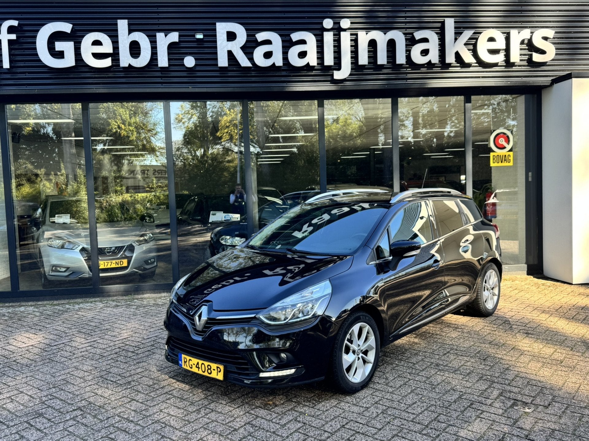 Renault Clio Estate 1.5 dCi Limited*Navi*Airco*EXPORT/EX.BPM, Auto's, Voorwielaandrijving, Euro 6, 4 cilinders, Zwart