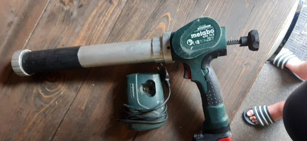 kitspuit op accu metabo, Ophalen, Zo goed als nieuw