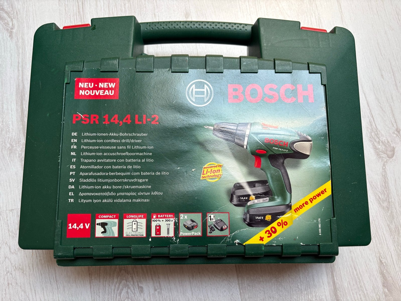 Bosch PSR 14,4 LI-2 Accuboormachine met 2 accu's, Gebruikt, Variabele snelheid, Ophalen of Verzenden, Boor- en Schroefmachine