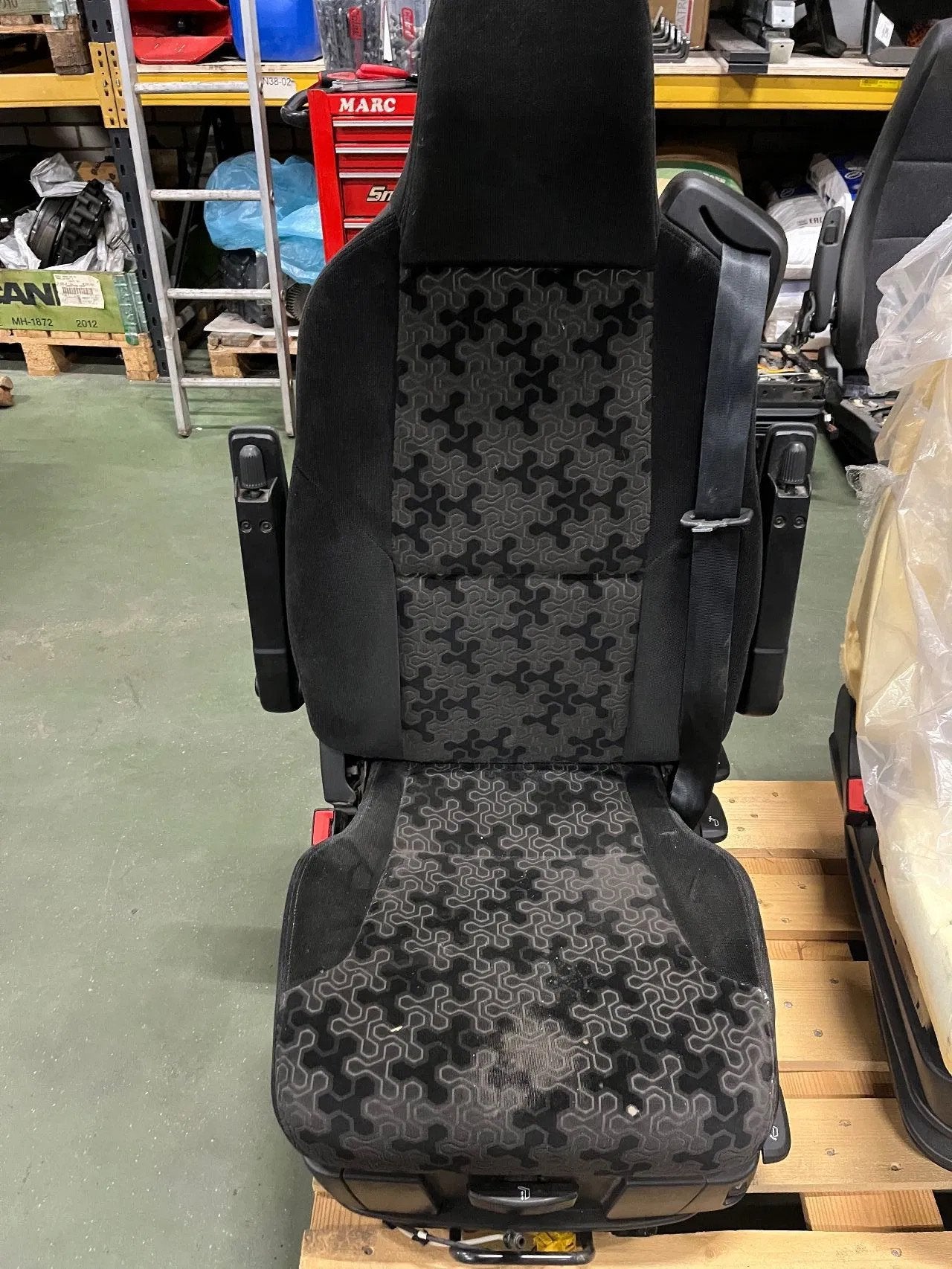 Scania bestuurders stoel, Gebruikt, Scania, Interieur en Bekleding