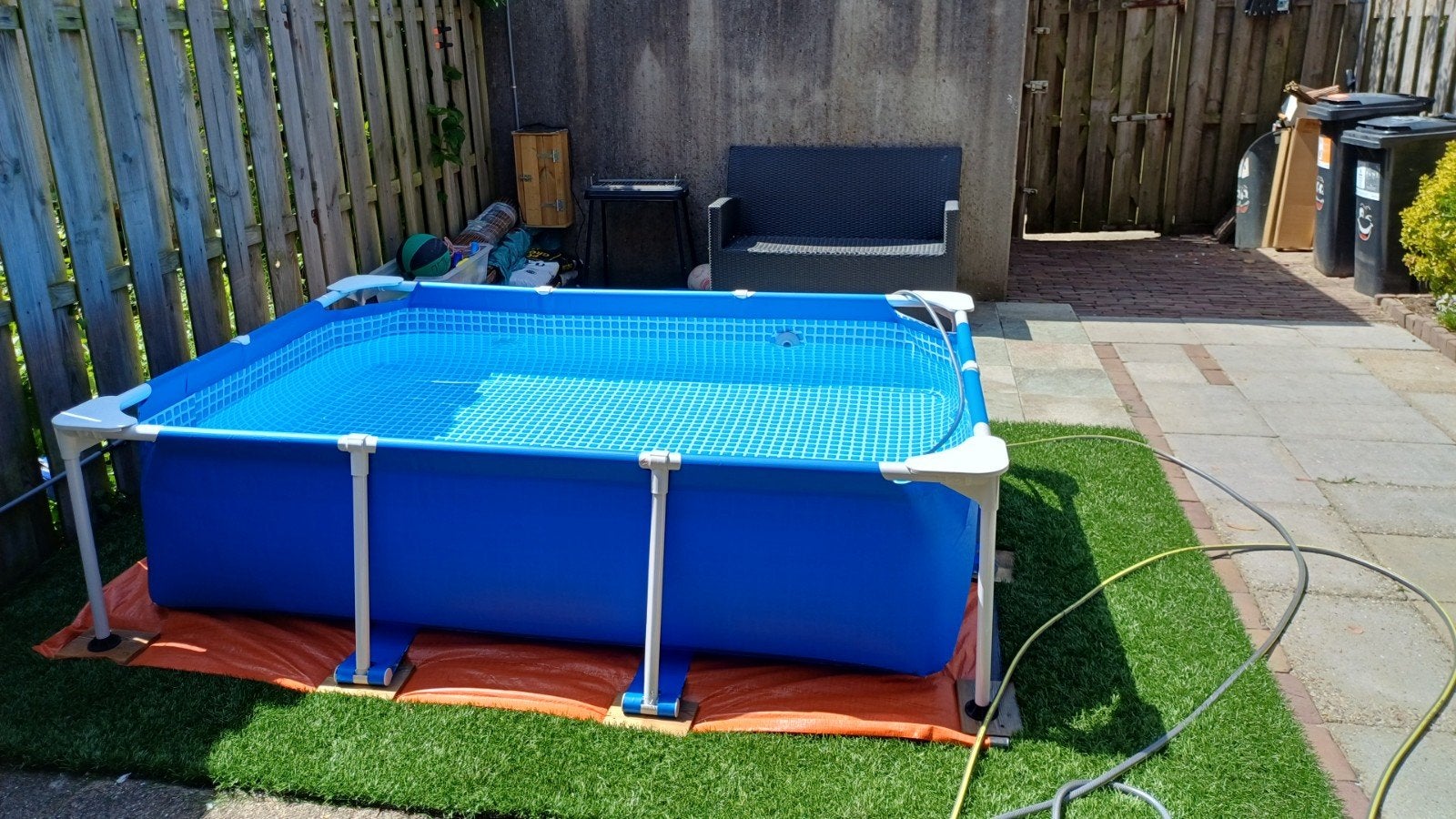 Intex zwembad 220x150x60, Ophalen, Minder dan 80 cm, Zo goed als nieuw, Opzetzwembad