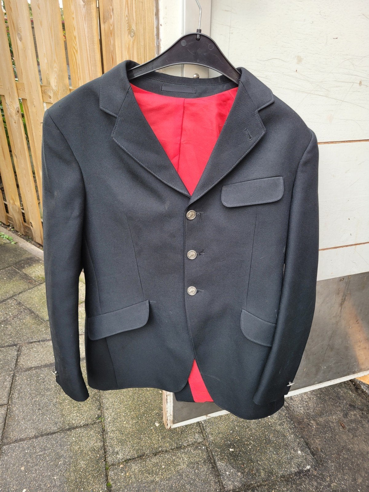 Zwart herenjasje met paardenknoopjes, maat 48/50 (M), Kleding | Heren, Kostuums en Colberts, Ophalen, Onbekend, Maat 48/50 (M)