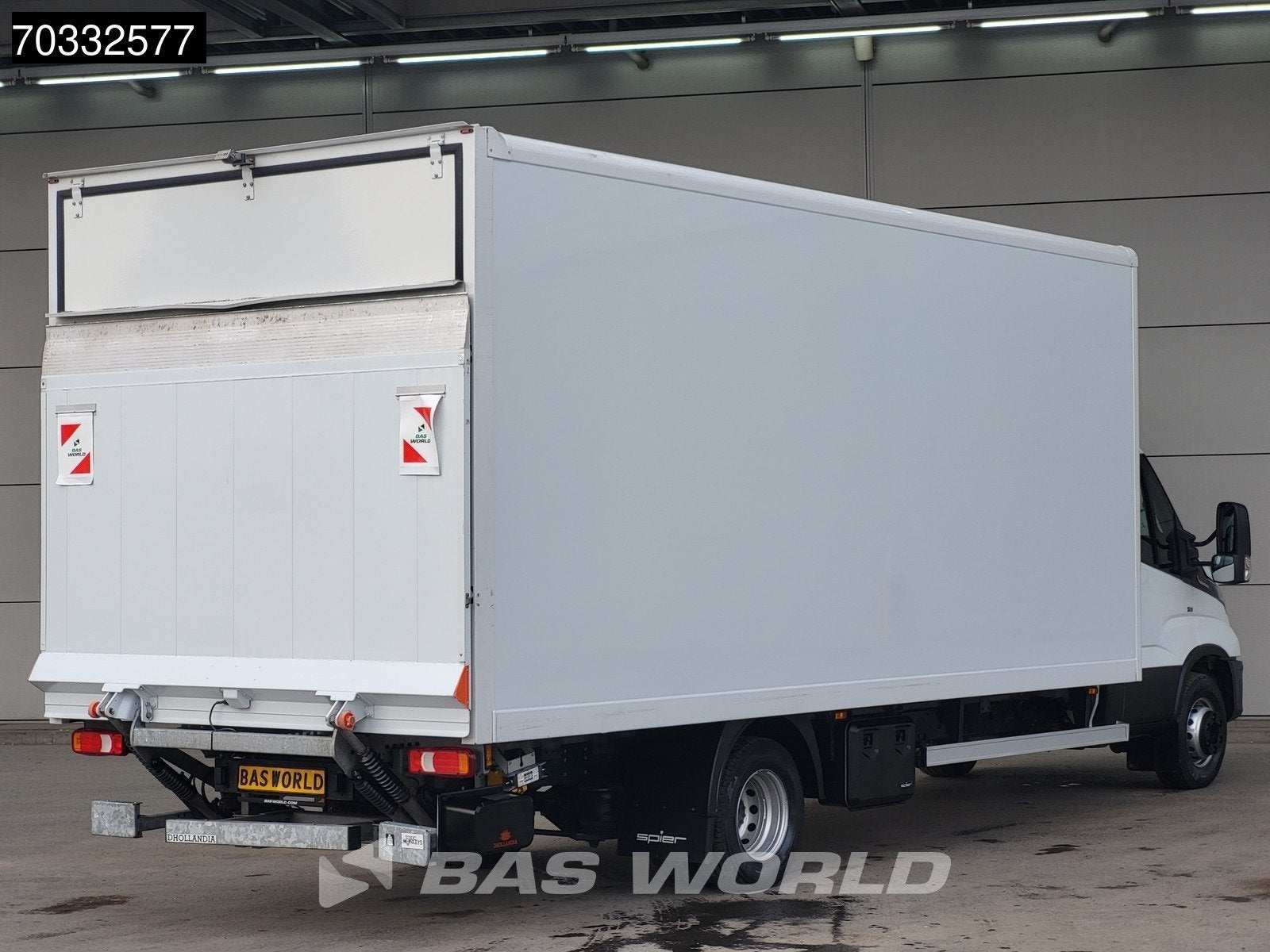 Iveco Daily 72C21 3.0L Automaat 1000KG Laadklep Luchtvering, Automaat, Stof, Gebruikt, Euro 6