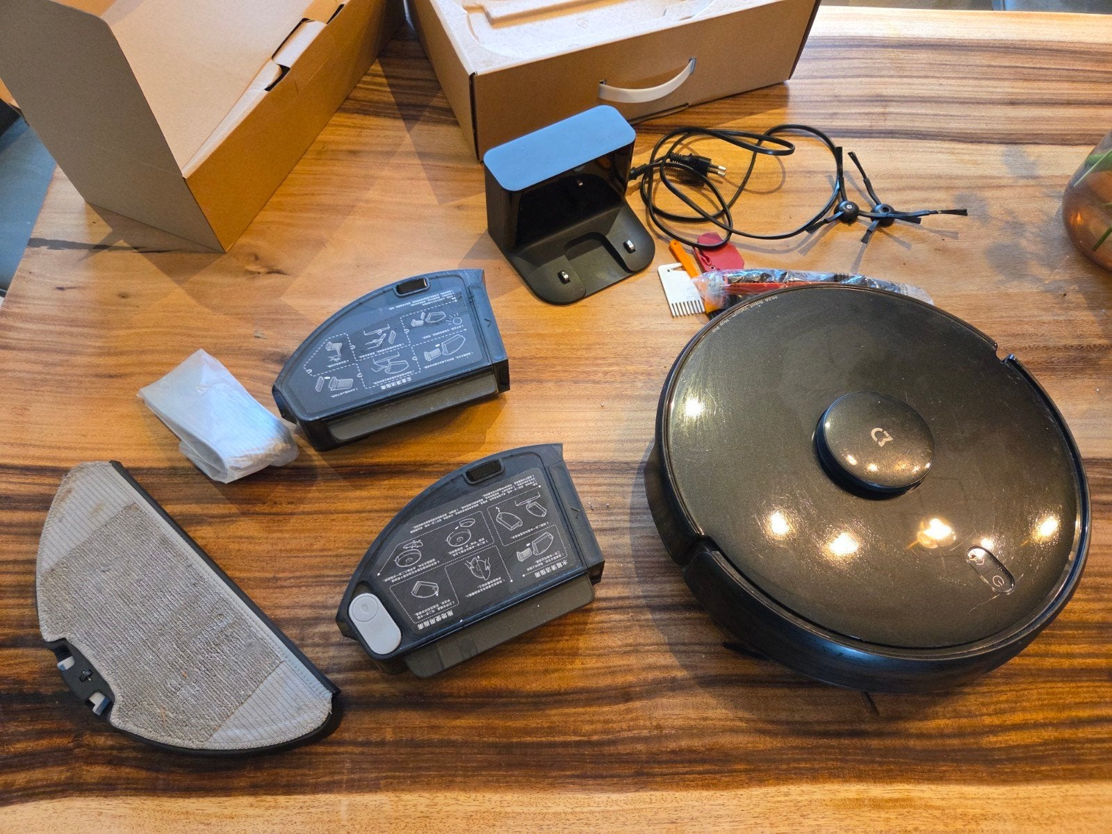 Xiaomi Vacuum Mop Pro (2022) met laser & camera navigatie, Overige merken, Ophalen of Verzenden, Zo goed als nieuw, Robotstofzuiger