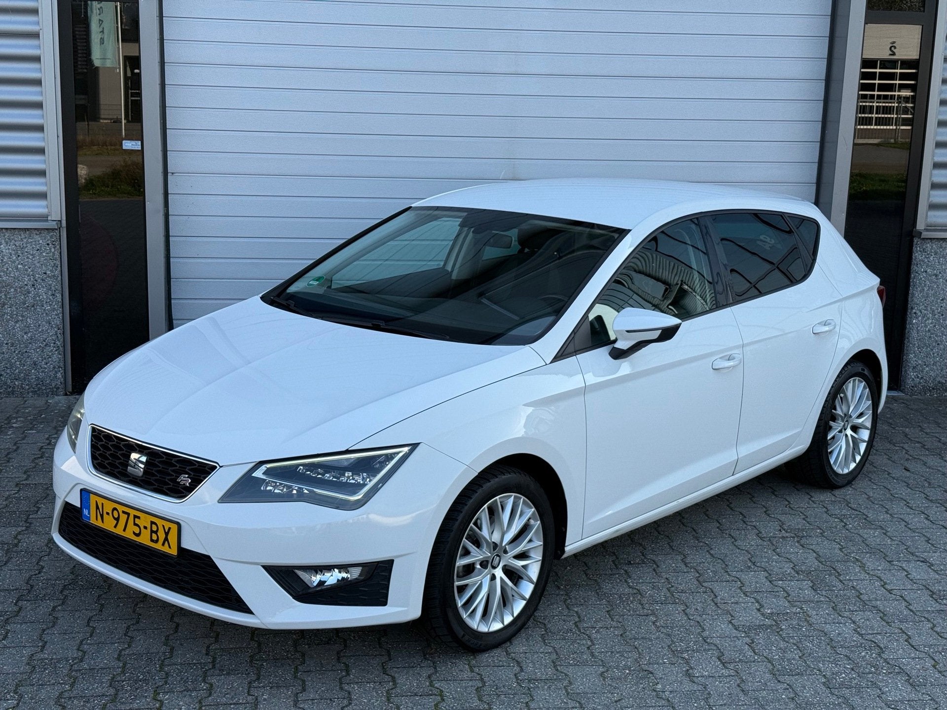 Seat Leon 1.4 EcoTSI FR LED Alcantara Camera AUT, Auto's, Gebruikt, 4 cilinders, 150 pk, Leon