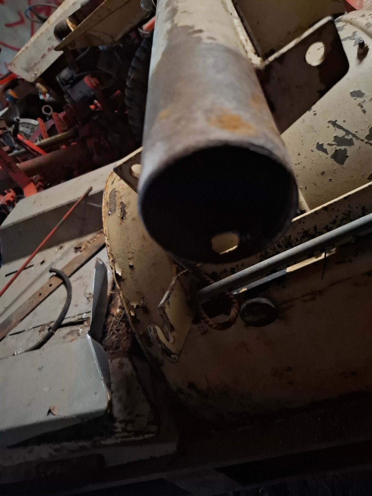 Kiepbakje voor Gutbrod tractor 1030, 1031, 1032, Ophalen