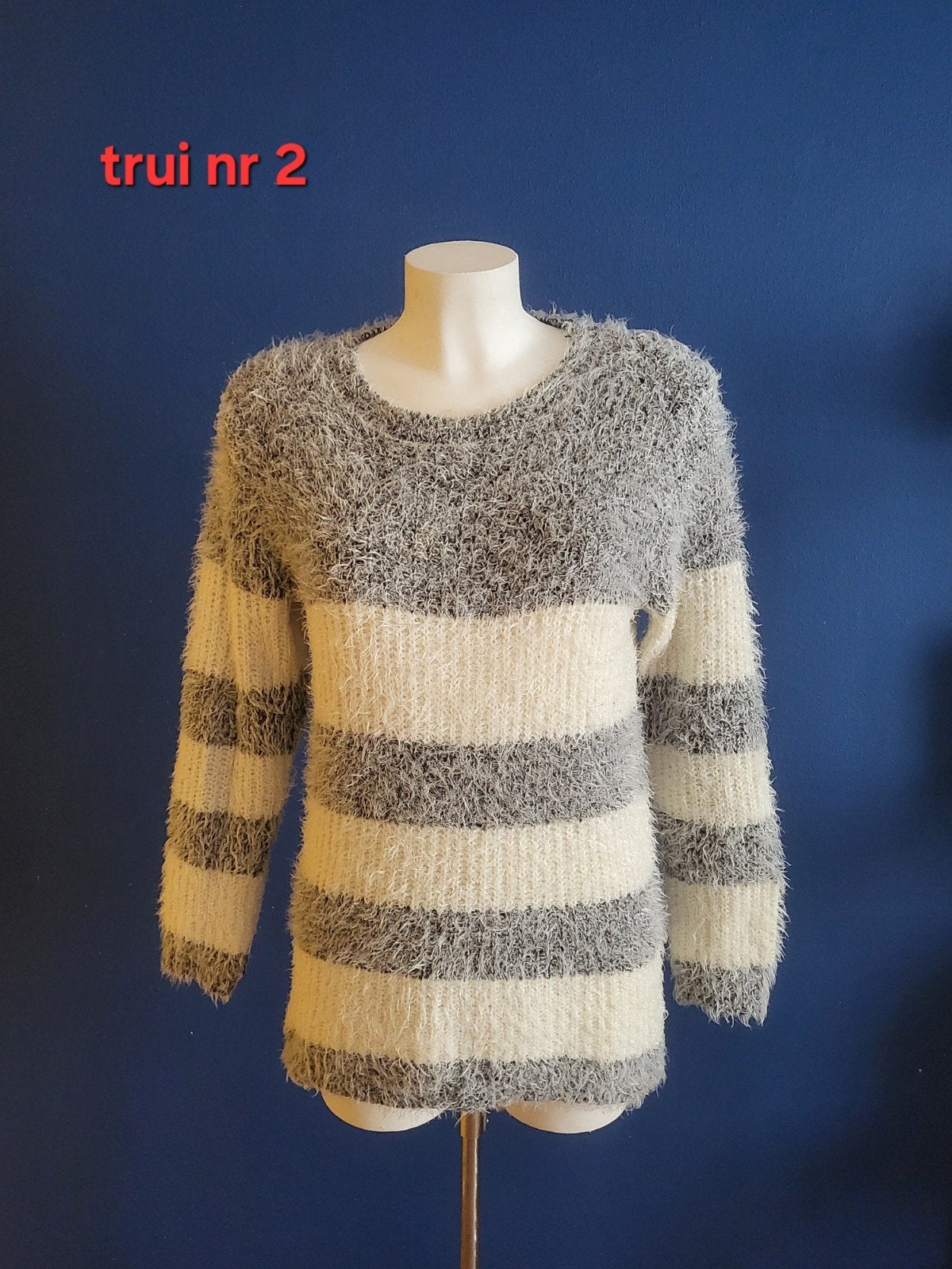 Warme Trui ( 2 ) heerlijk zacht. maat XL/ XXL, Ophalen of Verzenden, Zo goed als nieuw, Maat 46/48 (XL) of groter, Grijs