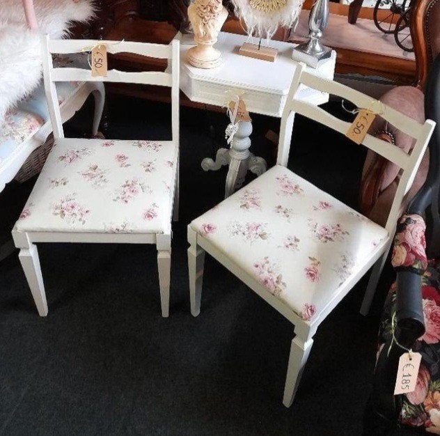 OPRUIMING 2 X brocante stoeltjes 25.00 p.s, Huis en Inrichting, Stoelen, Ophalen, Zo goed als nieuw, Eén