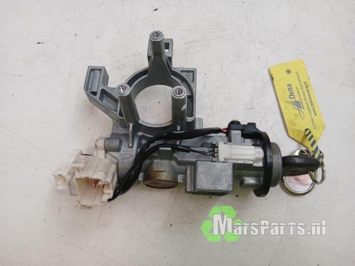 Kontaktslot + Sleutel van een Daihatsu Sirion, Gebruikt, Daihatsu, -, -