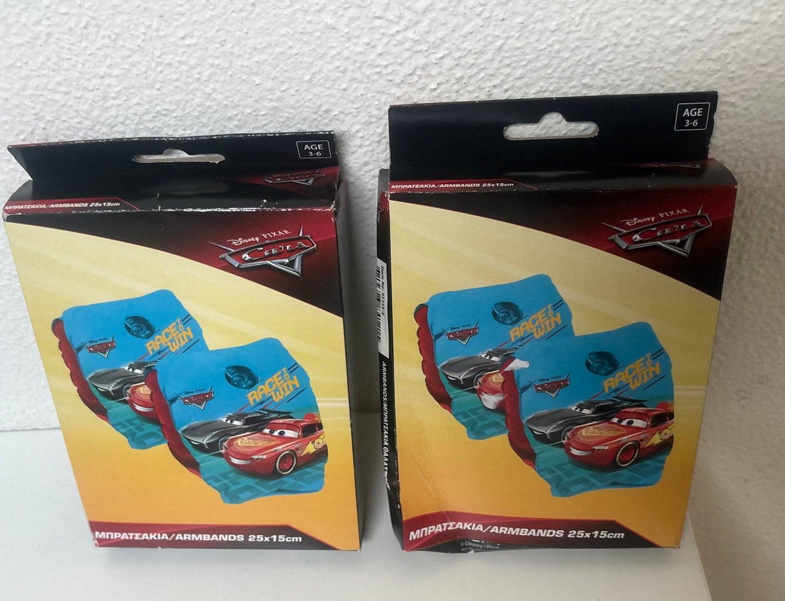 NEW: Zwemvleugels 3-6yr 3€ beide verpakkingen voor 5€, Jongen of Meisje, One size, Nieuw, Ophalen of Verzenden