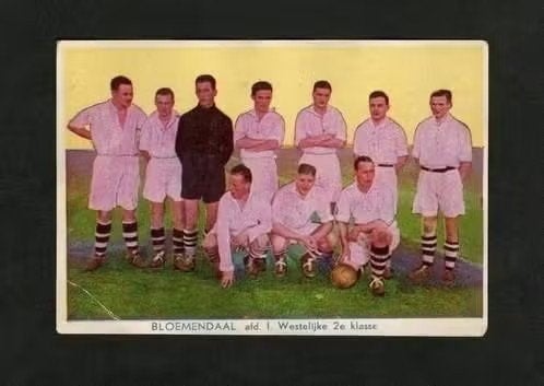 Voetbalplaatje Bloemendaal Jaren 20/30., Verzamelen, Ophalen of Verzenden, Zo goed als nieuw