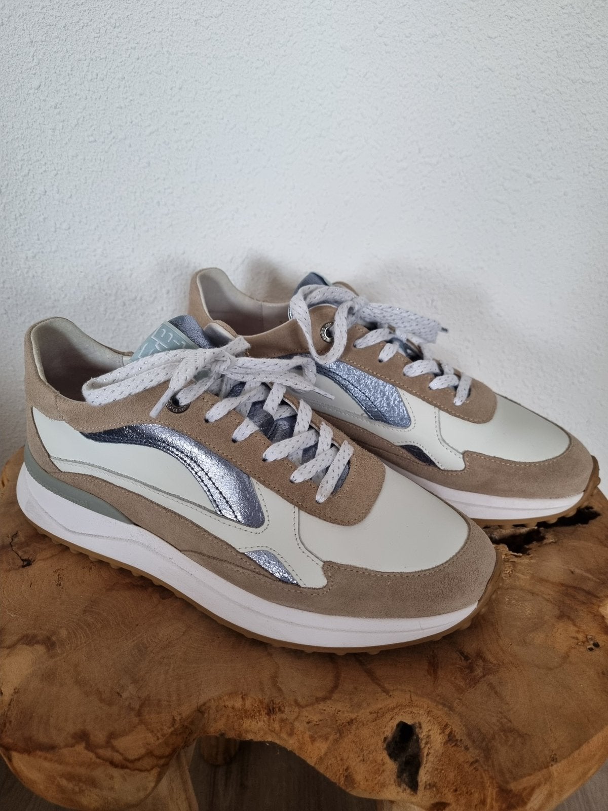 Floris van Bommel sneakers, ZGAN, Wit, Ophalen of Verzenden, Sneakers of Gympen, Zo goed als nieuw