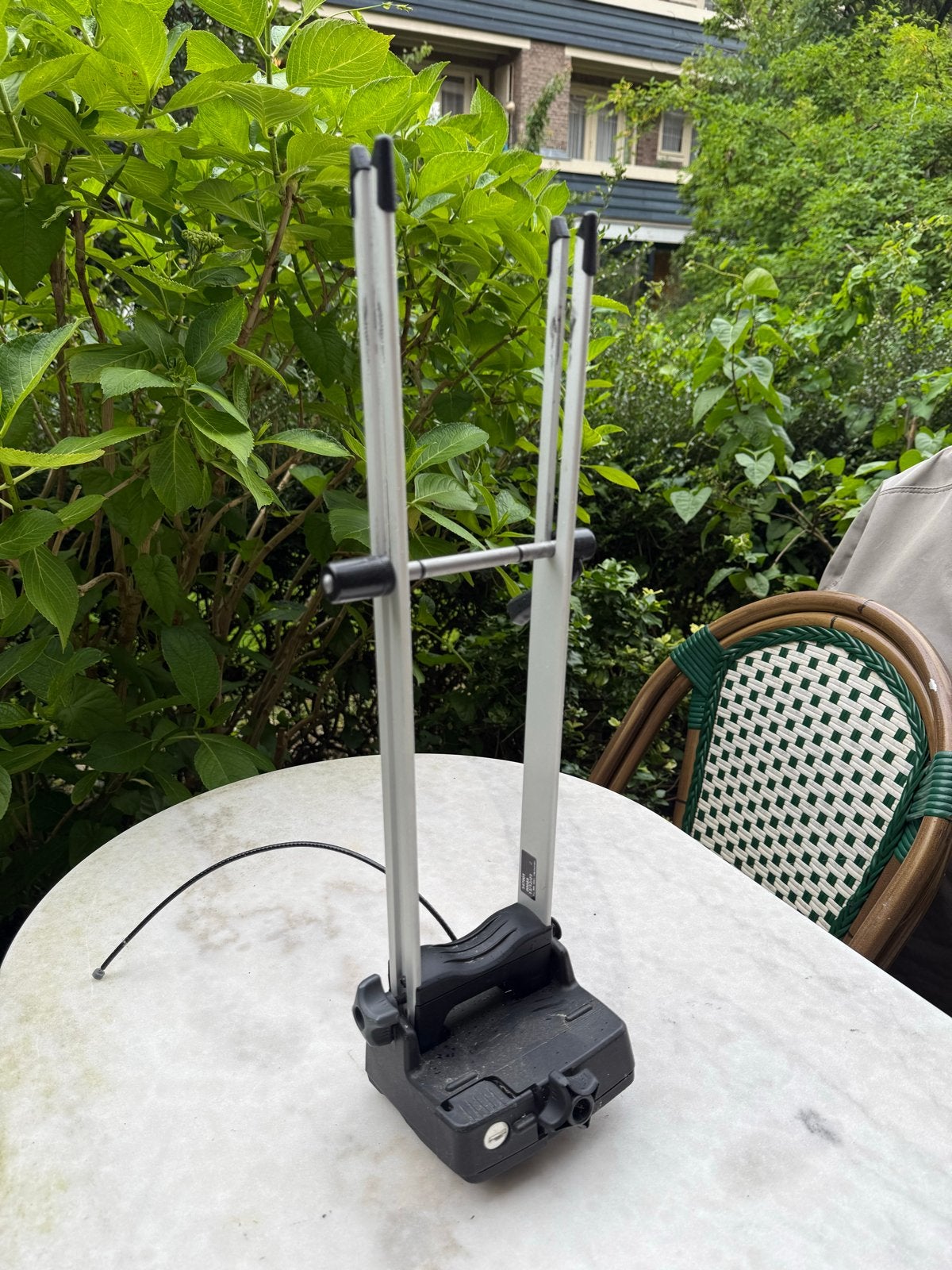 Thule fietsendrager voorwieldrager incl steekas adapter, Ophalen, Gebruikt
