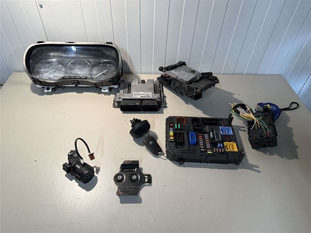 Citroen Dispatch Peugeot Expert 1.6 HDI ECU Kit 2018, Ophalen of Verzenden, Zo goed als nieuw