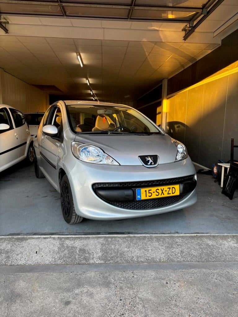 Peugeot 107 1.0-12V XS, Auto's, Voorwielaandrijving, Gebruikt, 765 kg, 4 stoelen