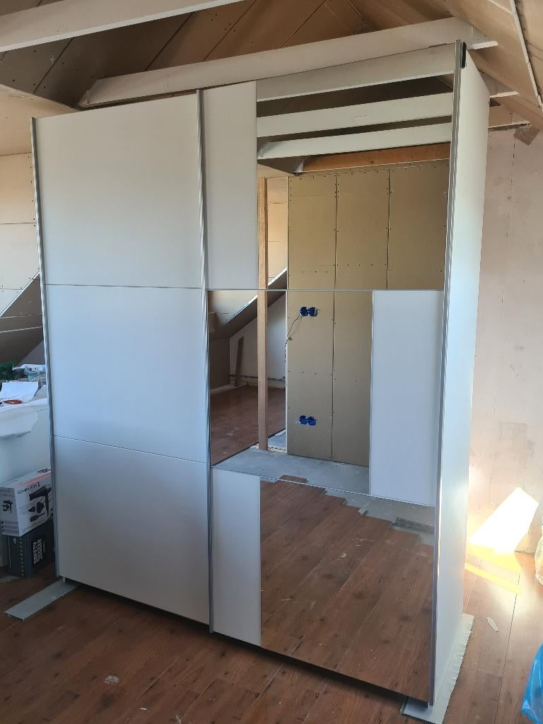 Grote kledingkast met schuifdeuren en spiegels, Ophalen, Overige materialen, Met deur(en), 200 cm of meer