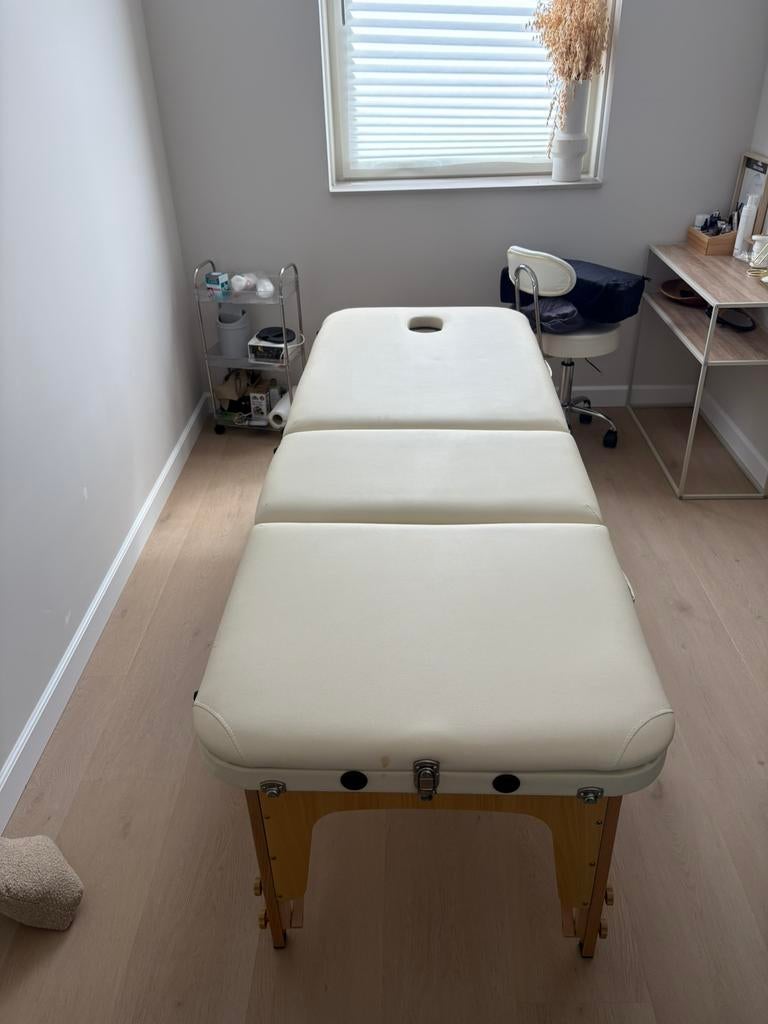 Massage bed 70 x195, Sport en Fitness, Ophalen, Zo goed als nieuw, Massagetafel