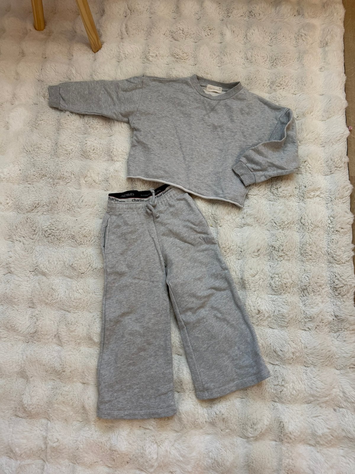 Leuk joggingpak charlie petite 104, Ophalen of Verzenden, Zo goed als nieuw, Meisje