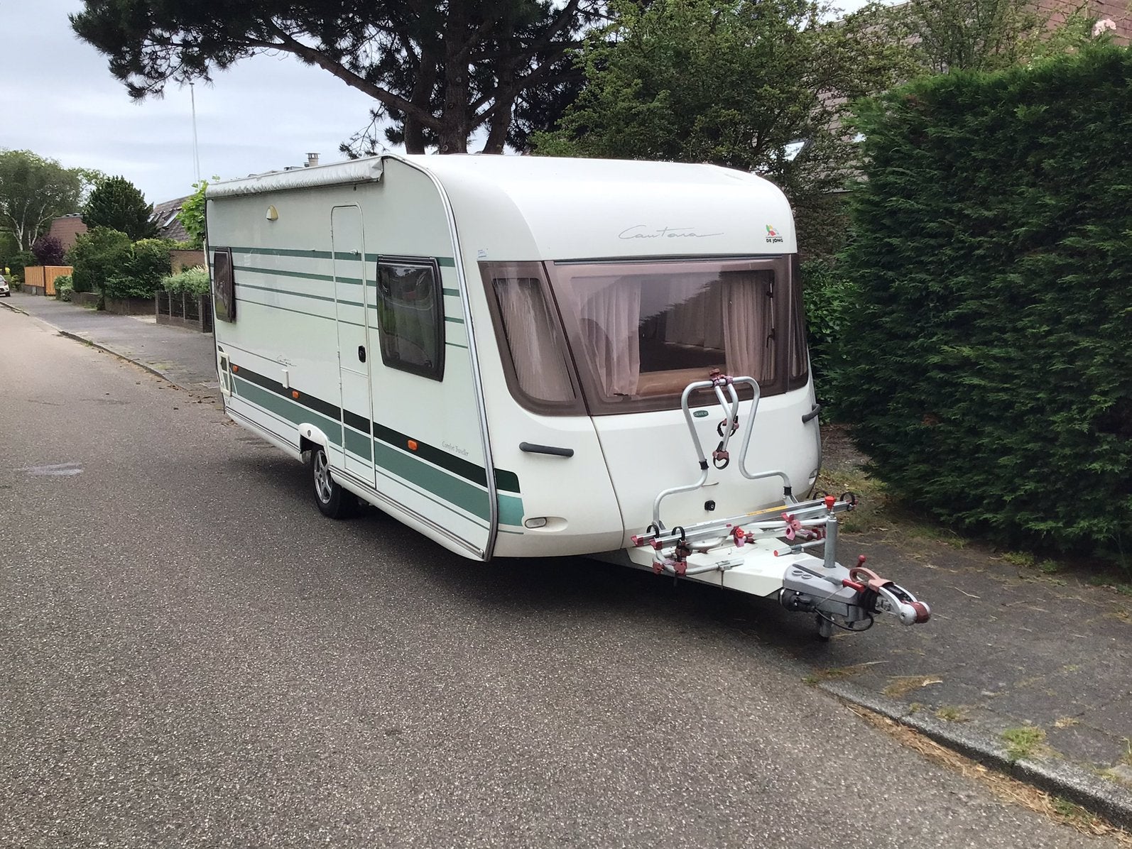 Chateau Cantara 520 fhu, Chateau, Rondzit, Frans bed, Schokbreker