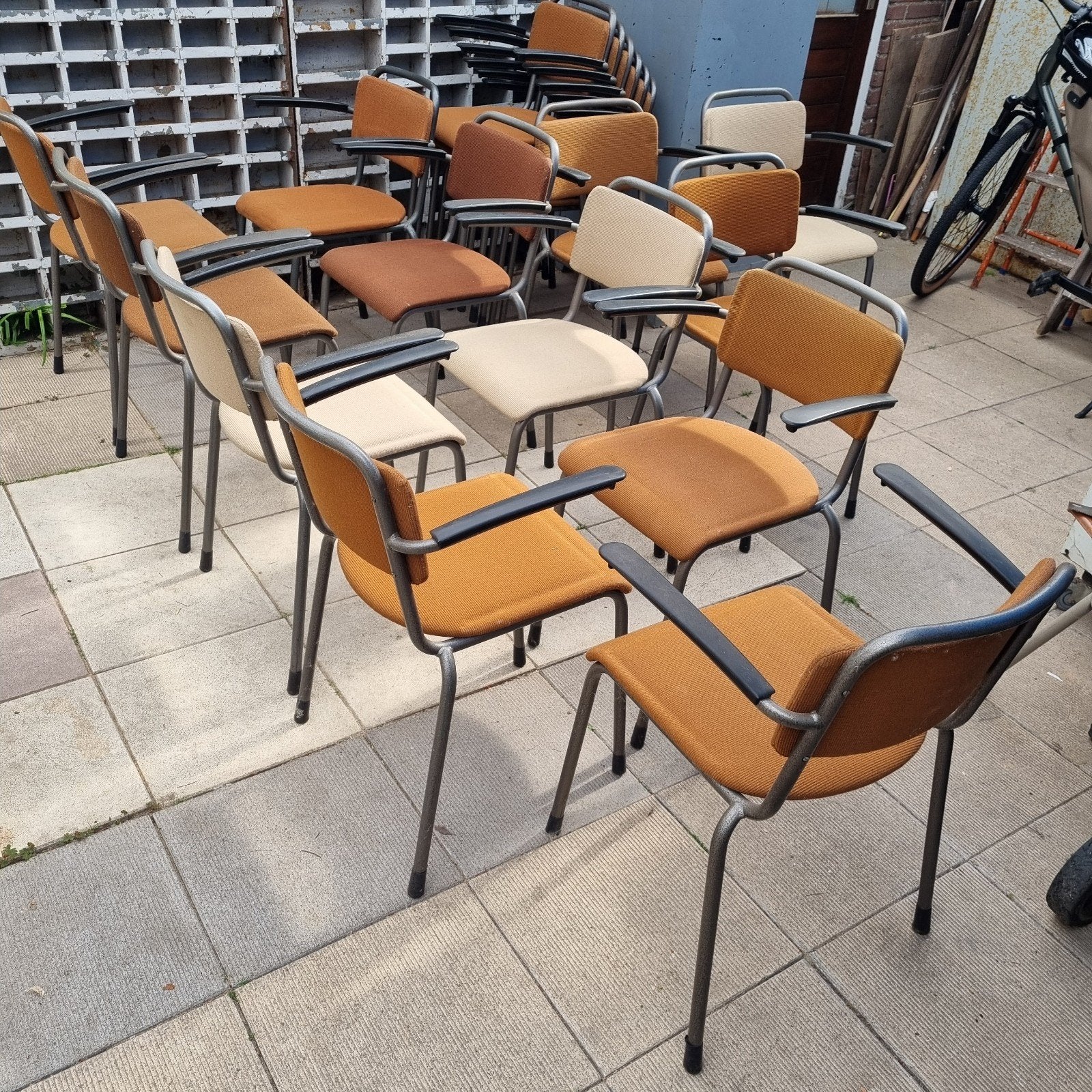 **Op kamers? Zorg dat je goed zit **  

Comfortabele stoel!, Huis en Inrichting, Stoelen, Gebruikt, Vijf, Zes of meer stoelen