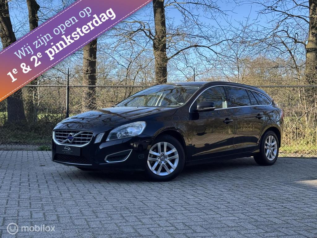 Volvo V60 1.6 T4FMomentu/182PK/NW APK/1E EIG/AIRC/CRUISE/PDC, Auto's, Volvo, 1596 cc, Gebruikt, Zwart, 4 cilinders
