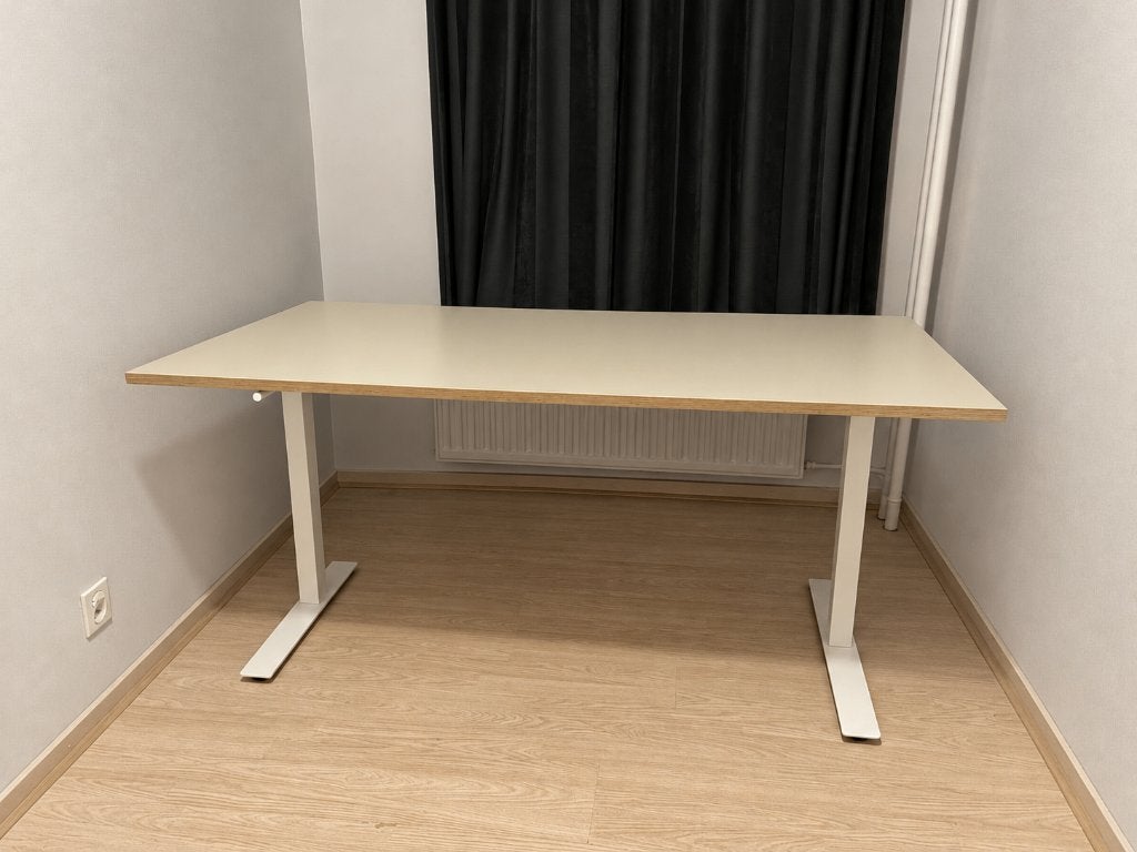 IKEA Skarsta zit/sta bureau creme | 160x80 cm, Ophalen, Zo goed als nieuw, IKEA, Zit-sta bureau