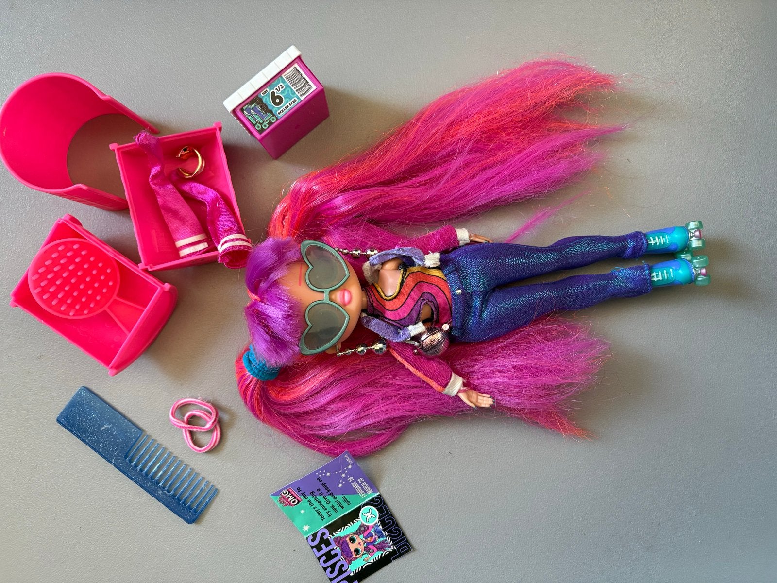 LOL OMG Pop met roze haar en accessoires, Ophalen of Verzenden, Zo goed als nieuw, Overige typen