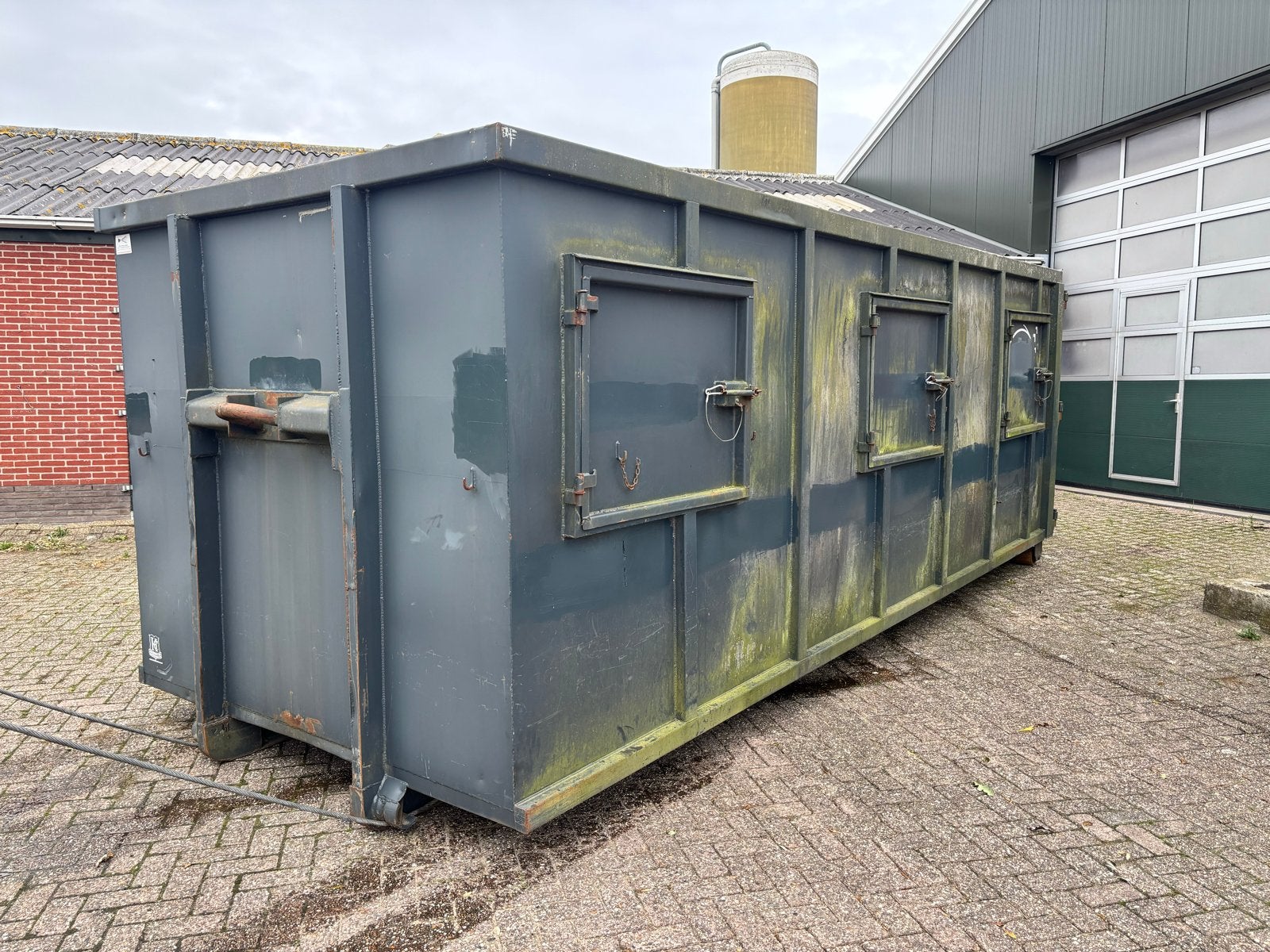 Opslagcontainer / magazine /schuilstal ponny, Ophalen, Opslag container, -, Haak en kabel