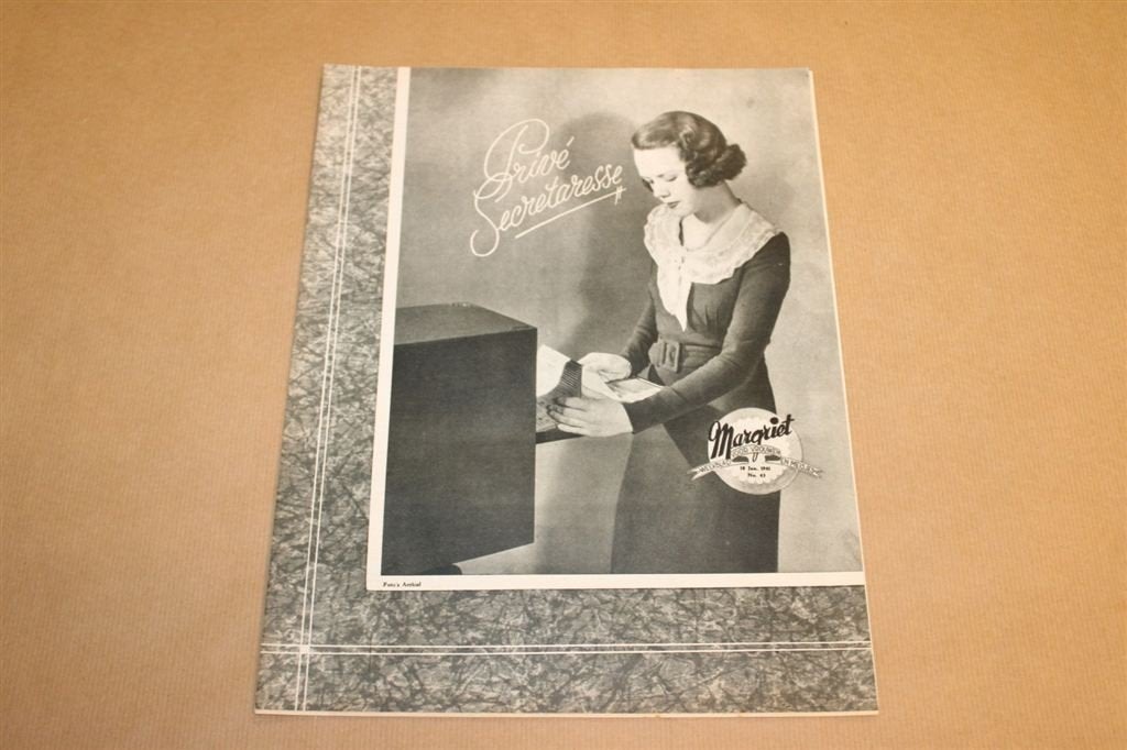Margriet - 10 januari 1941 - Zeldzaam !!, Ophalen of Verzenden, 1940 tot 1960, Knipsel(s)