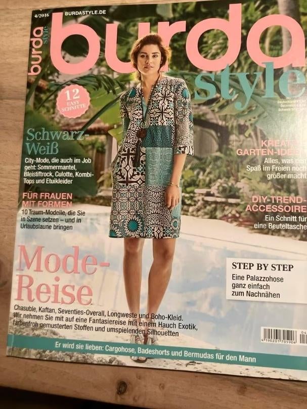 Burda Style 4/2016 – Duits Modetijdschrift., Ophalen of Verzenden, Zo goed als nieuw, Vrouw, Burda