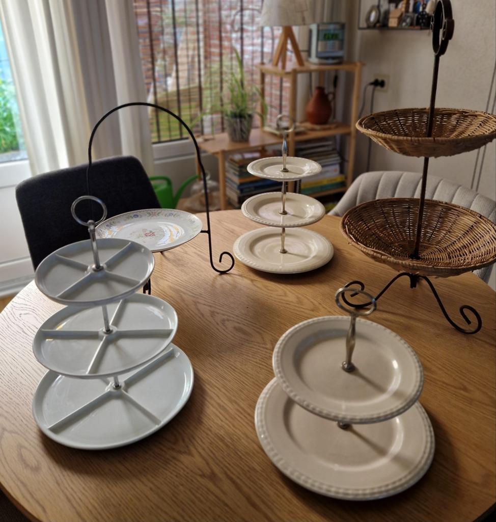 Te koop high tea etageres €5 per stuk, Ophalen of Verzenden